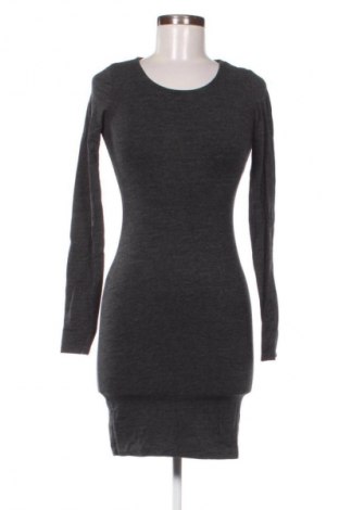 Kleid H&M, Größe XS, Farbe Grau, Preis 20,00 €