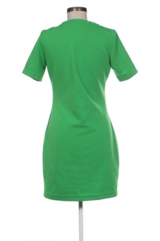 Рокля H&M, Размер M, Цвят Зелен, Цена 20,00 €