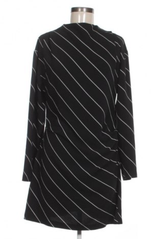 Рокля H&M, Размер M, Цвят Многоцветен, Цена 7,15 €