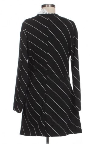 Рокля H&M, Размер M, Цвят Многоцветен, Цена 7,15 €