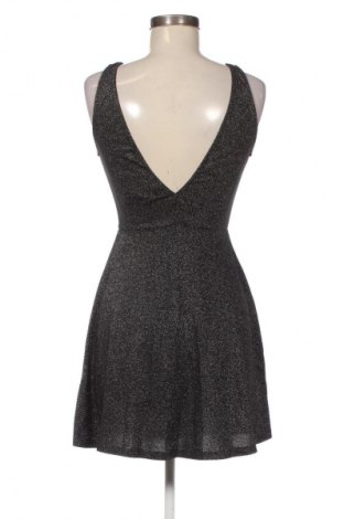 Kleid H&M Divided, Größe S, Farbe Mehrfarbig, Preis 20,99 €