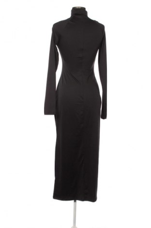 Рокля H&M Divided, Размер M, Цвят Черен, Цена 9,71 €