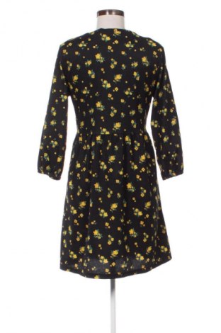 Φόρεμα Janina, Μέγεθος M, Χρώμα Πολύχρωμο, Τιμή 6,03 €