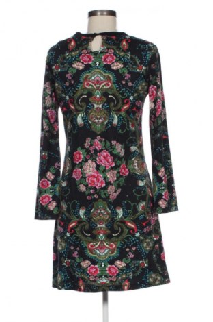 Рокля Janis, Размер M, Цвят Многоцветен, Цена 19,95 €