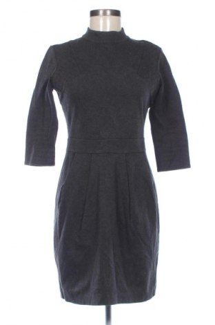 Рокля Karen Millen, Размер M, Цвят Сив, Цена 62,89 €