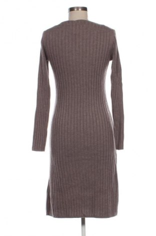 Šaty  Lawrence Grey, Velikost S, Barva Šedá, Cena  1 190,00 Kč