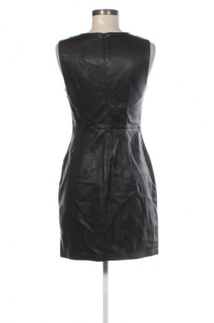 Ruha Lipsy, Méret M, Szín Fekete, Ár 10 331 Ft