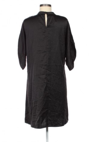 Рокля Made With Love, Размер L, Цвят Черен, Цена 32,00 €