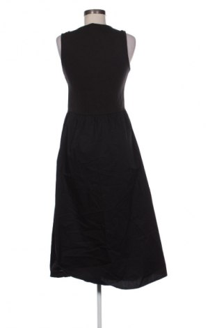 Šaty  Mohito, Veľkosť M, Farba Čierna, Cena  20,00 €