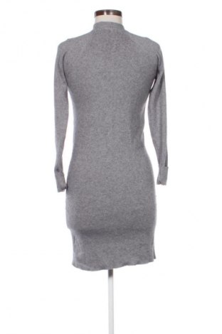 Kleid Mohito, Größe M, Farbe Grau, Preis 20,00 €