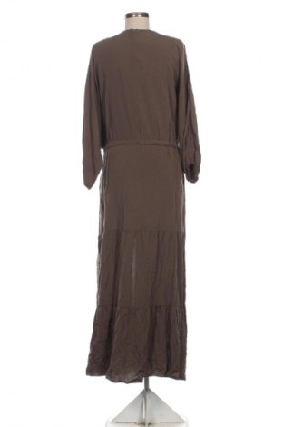 Šaty  NEW COLLECTION, Velikost XXL, Barva Hnědá, Cena  1 566,00 Kč