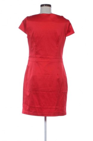 Ruha Nife, Méret L, Szín Piros, Ár 17 359 Ft