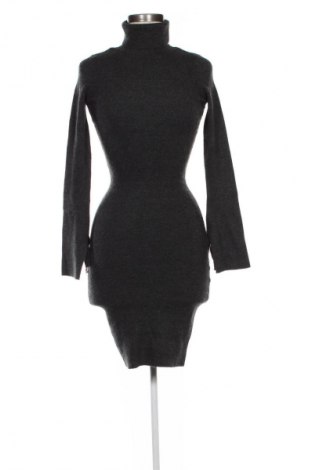 Kleid Orsay, Größe XS, Farbe Grau, Preis € 17,99