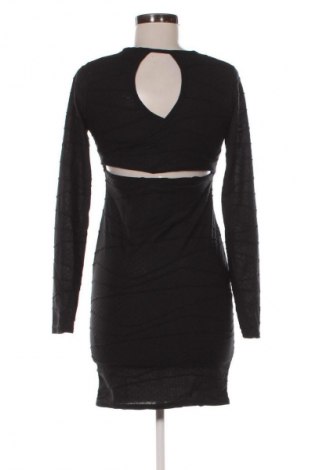 Šaty  Pretty Little Thing, Veľkosť M, Farba Čierna, Cena  24,87 €