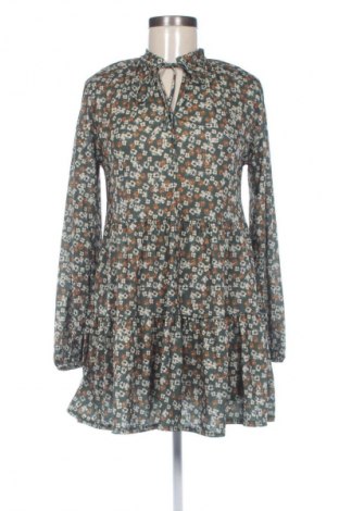 Kleid Pull&Bear, Größe XS, Farbe Mehrfarbig, Preis € 19,97