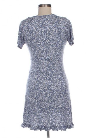 Kleid Pull&Bear, Größe M, Farbe Mehrfarbig, Preis € 13,99