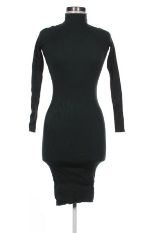 Kleid Reserved, Größe XS, Farbe Grün, Preis € 20,00