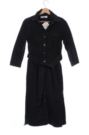 Рокля Reserved, Размер XS, Цвят Черен, Цена 25,00 €