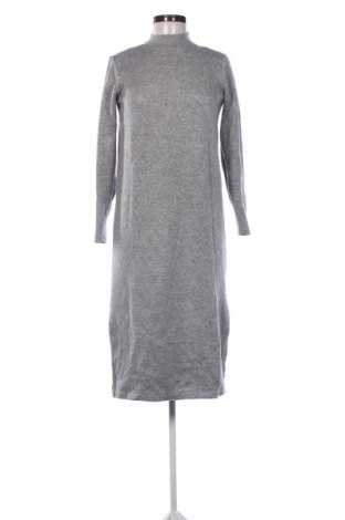 Φόρεμα Reserved, Μέγεθος S, Χρώμα Γκρί, Τιμή 20,00 €