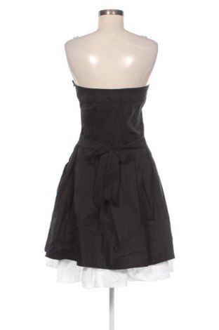 Рокля Rinascimento, Размер L, Цвят Многоцветен, Цена 42,00 €