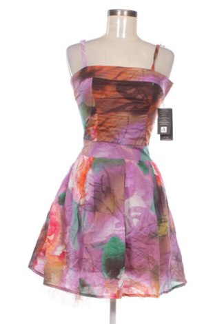 Рокля Rinascimento, Размер S, Цвят Многоцветен, Цена 96,00 €