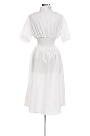 Φόρεμα SHEIN, Μέγεθος M, Χρώμα Λευκό, Τιμή 25,00 €
