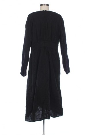 Sukienka SHEIN, Rozmiar XXL, Kolor Czarny, Cena 53,85 zł