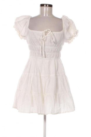 Kleid SHEIN, Größe M, Farbe Weiß, Preis 20,00 €