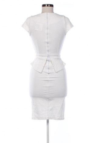 Kleid Silvian Heach, Größe XXS, Farbe Weiß, Preis 113,17 €