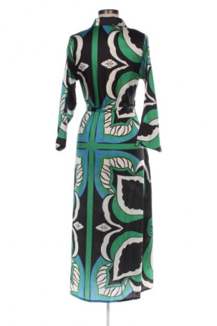 Ruha SoBe, Méret M, Szín Sokszínű, Ár 10 331 Ft