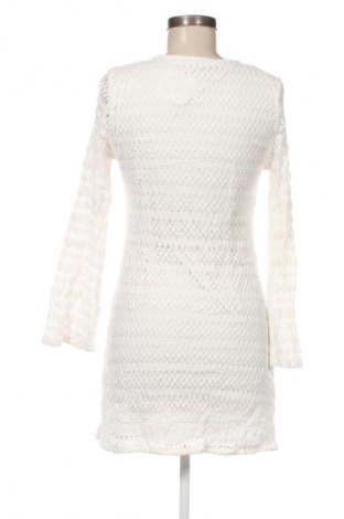 Kleid Stradivarius, Größe L, Farbe Weiß, Preis 11,99 €