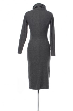 Ruha Stradivarius, Méret M, Szín Szürke, Ár 5 239 Ft