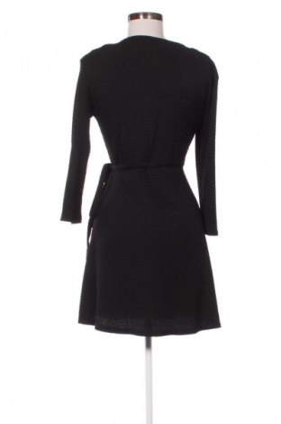 Šaty  Stradivarius, Veľkosť L, Farba Čierna, Cena  19,95 €