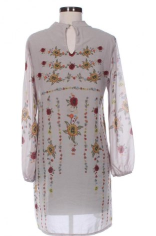 Рокля Unbranded, Размер M, Цвят Многоцветен, Цена 20,00 €