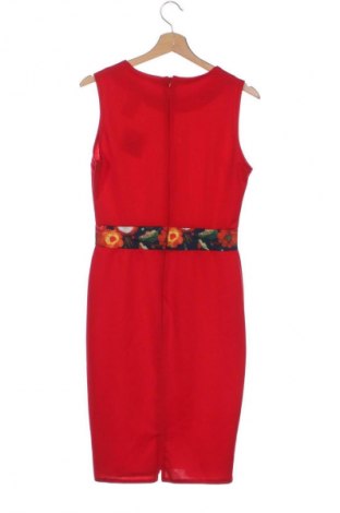 Ruha Unbranded, Méret M, Szín Piros, Ár 8 240 Ft