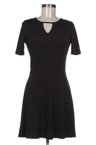 Ruha Unbranded, Méret M, Szín Fekete, Ár 8 237 Ft