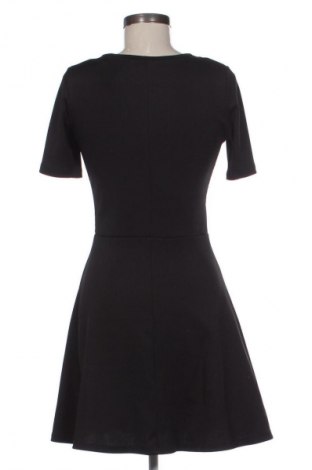 Ruha Unbranded, Méret M, Szín Fekete, Ár 8 237 Ft