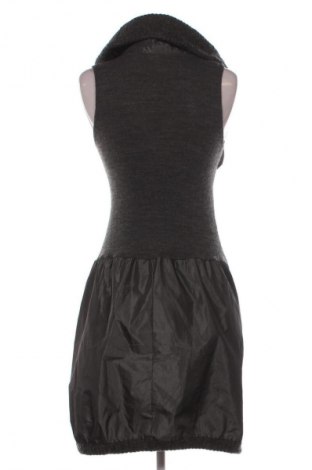 Ruha Unbranded, Méret M, Szín Szürke, Ár 8 264 Ft