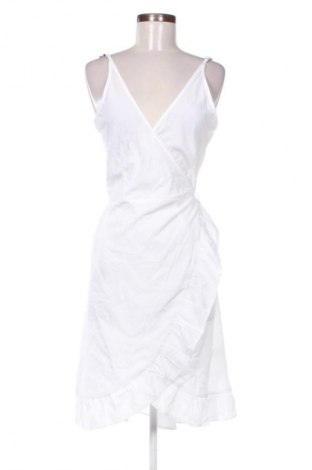 Ruha Unbranded, Méret M, Szín Fehér, Ár 8 251 Ft