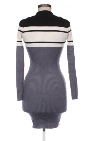 Ruha Unbranded, Méret M, Szín Sokszínű, Ár 4 009 Ft