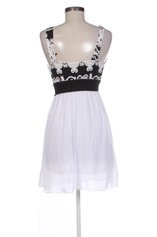 Kleid Unbranded, Größe M, Farbe Mehrfarbig, Preis € 20,00