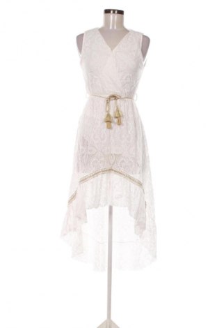 Ruha Unbranded, Méret M, Szín Fehér, Ár 8 264 Ft