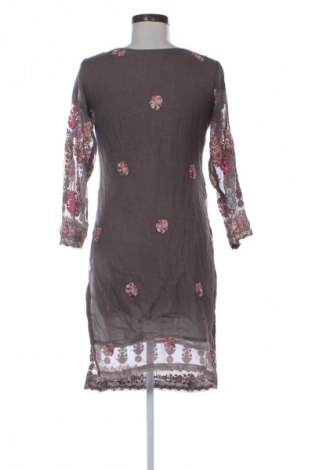 Рокля Unbranded, Размер XXS, Цвят Многоцветен, Цена 37,41 €