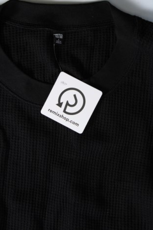 Ruha Uniqlo, Méret L, Szín Fekete, Ár 4 879 Ft