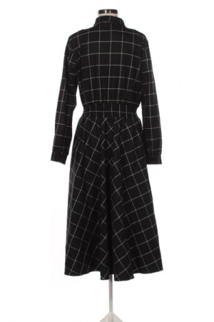 Рокля Yessica, Размер M, Цвят Многоцветен, Цена 8,69 €