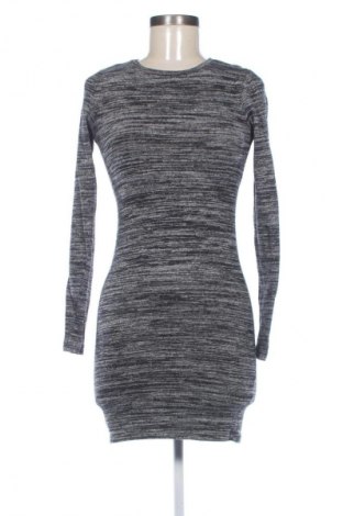 Kleid Yfl Reserved, Größe S, Farbe Mehrfarbig, Preis € 20,00