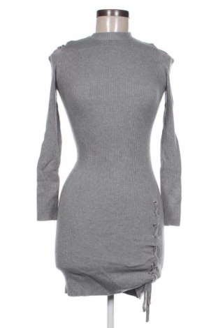 Kleid Yu & Me, Größe S, Farbe Grau, Preis € 20,00