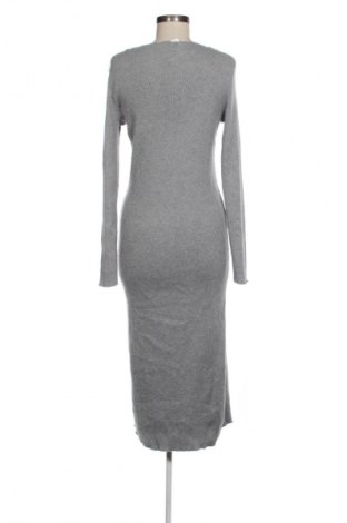 Kleid Zara, Größe M, Farbe Mehrfarbig, Preis 24,99 €