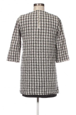 Рокля Zara, Размер M, Цвят Многоцветен, Цена 8,69 €