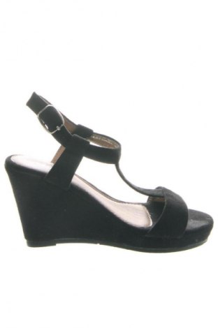 Sandály Tendenz, Velikost 36, Barva Černá, Cena  739,00 Kč